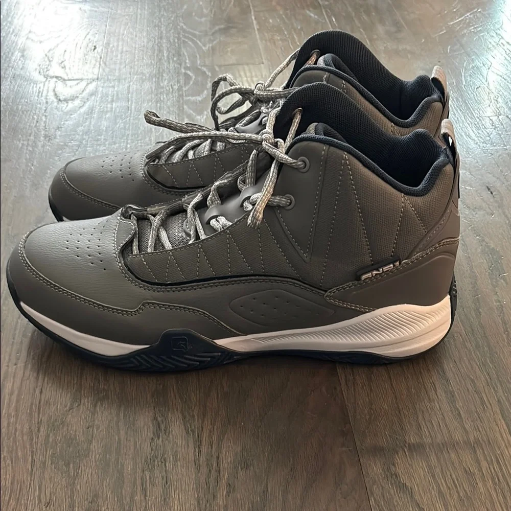 AND1 Men’s High-Top Streetball Basketball Shoes - Men’s Size 13. - Picture 2 of 6